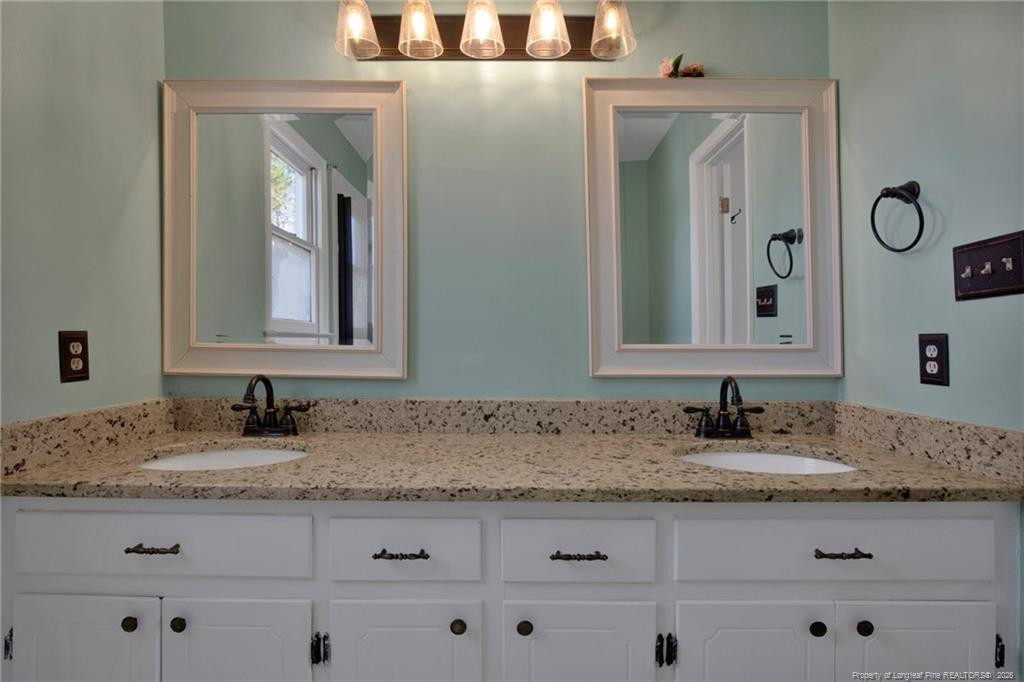property viewer photo 25