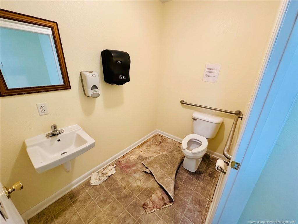 main property photo 26