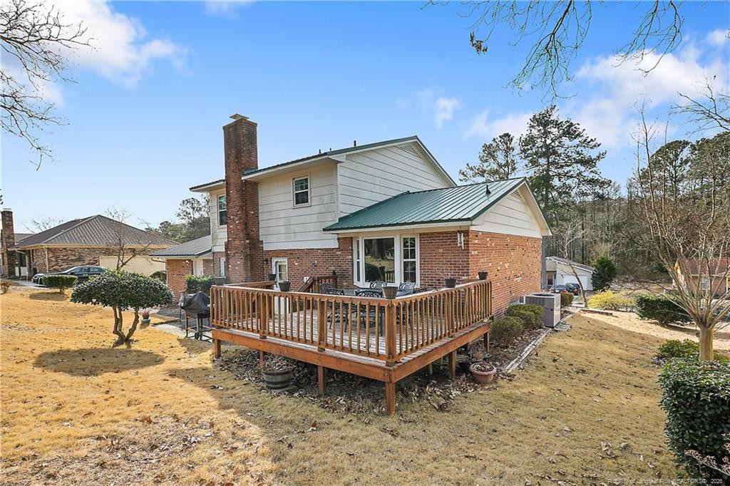 main property photo 40