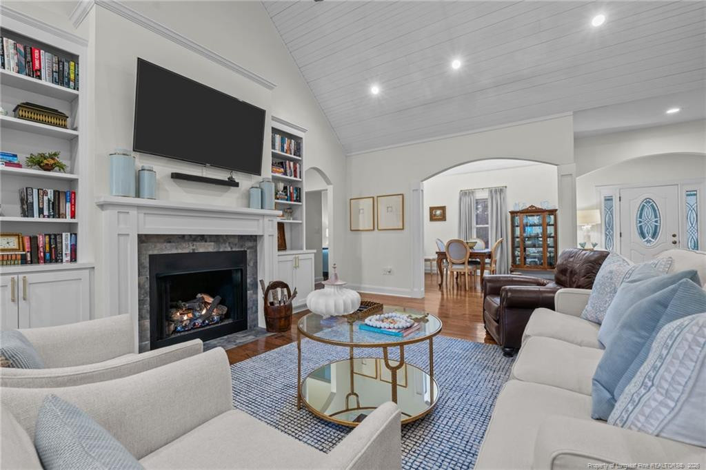 property viewer photo 20