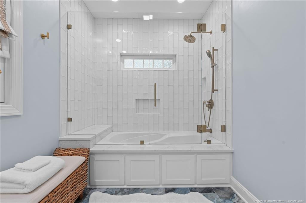 property viewer photo 29