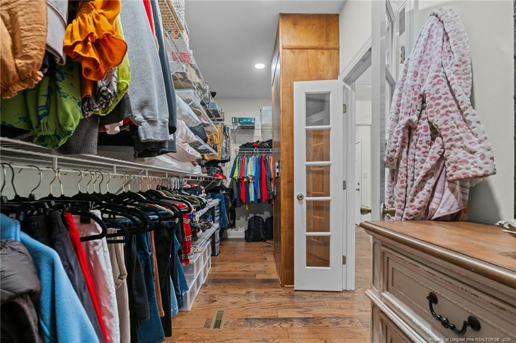 property viewer photo 30