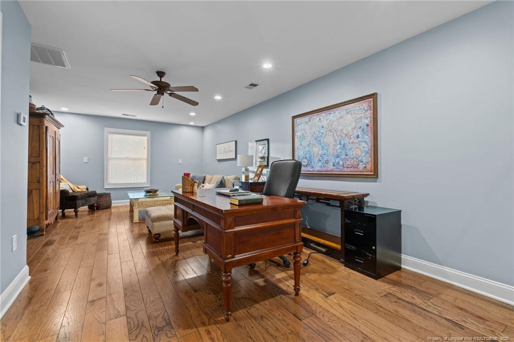property viewer photo 36