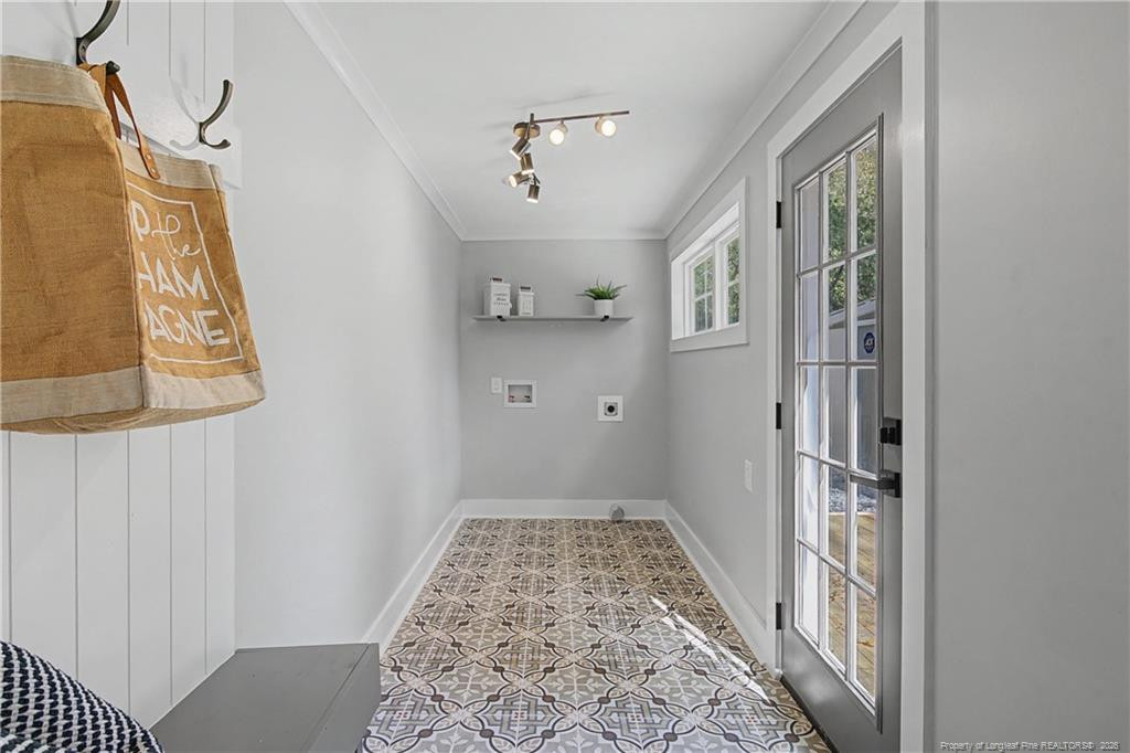 property viewer photo 18