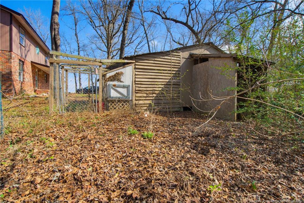 main property photo 40