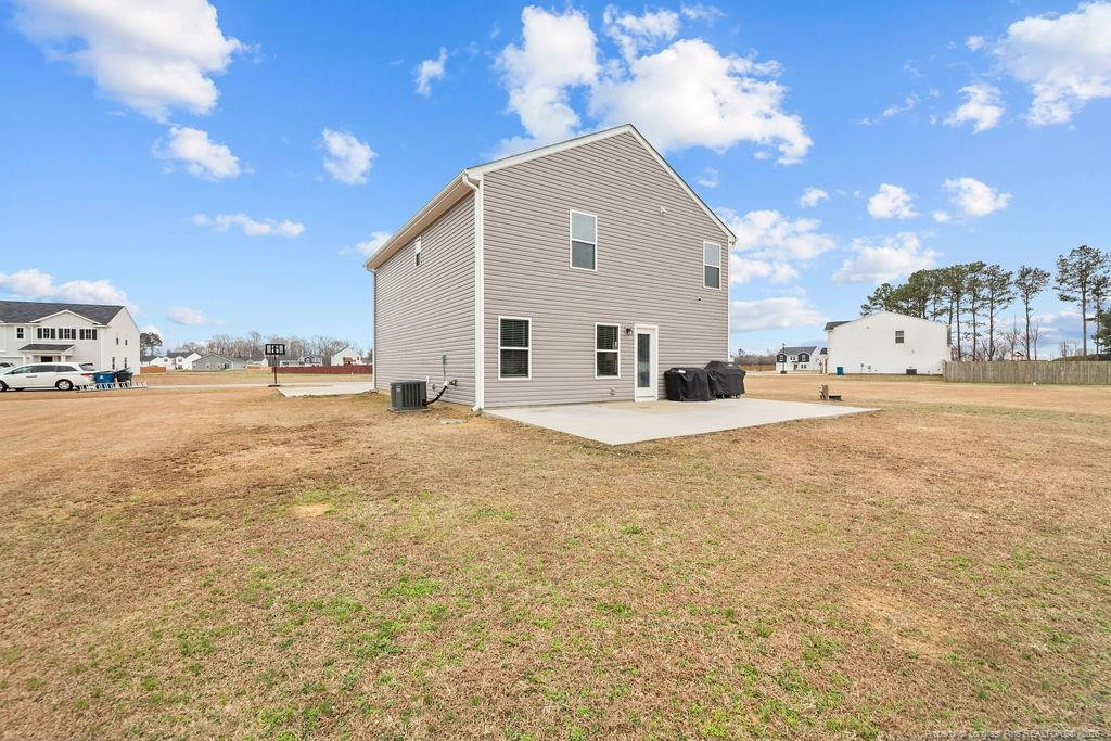 main property photo 32