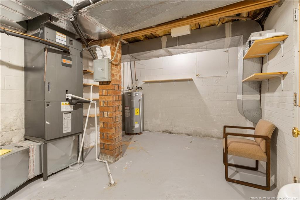 main property photo 24