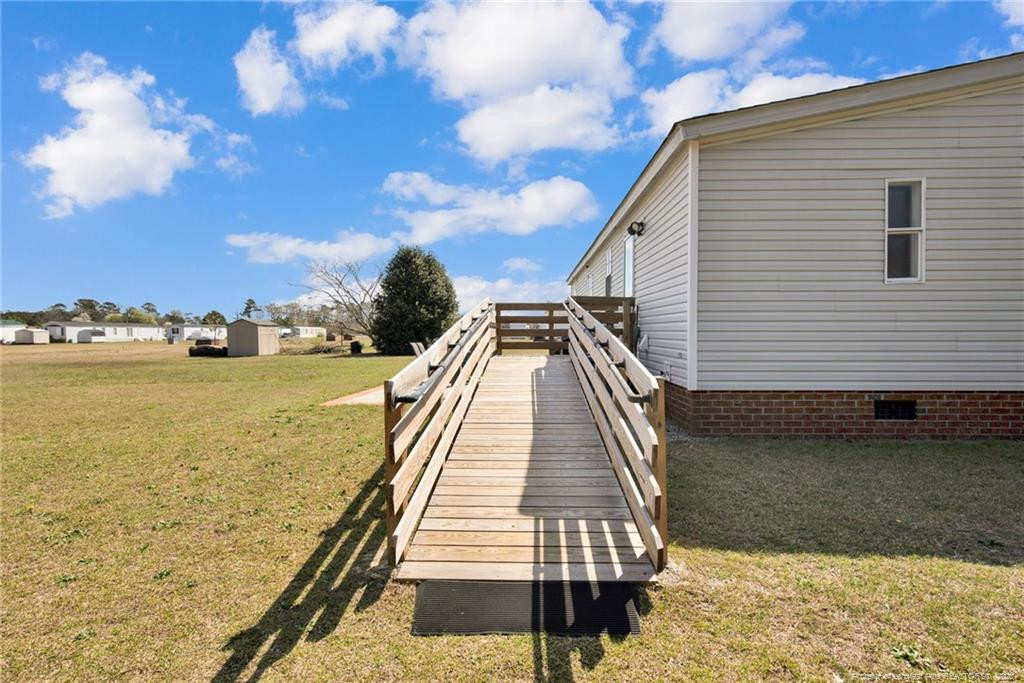 main property photo 28