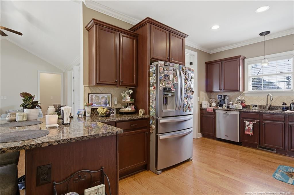 property viewer photo 15