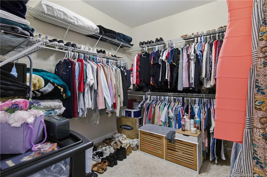 property viewer photo 29