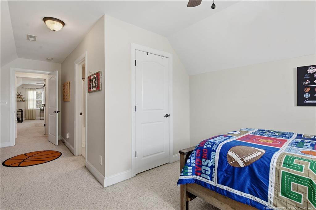 property viewer photo 40