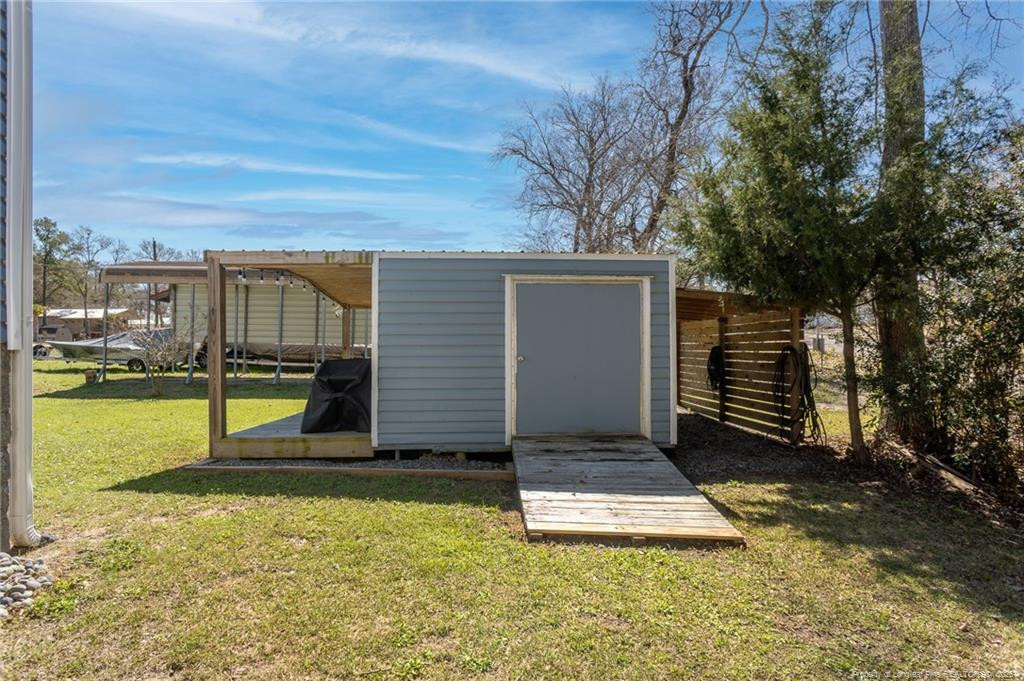 main property photo 41