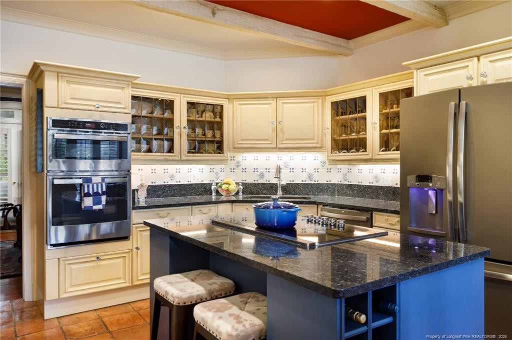 main property photo 11