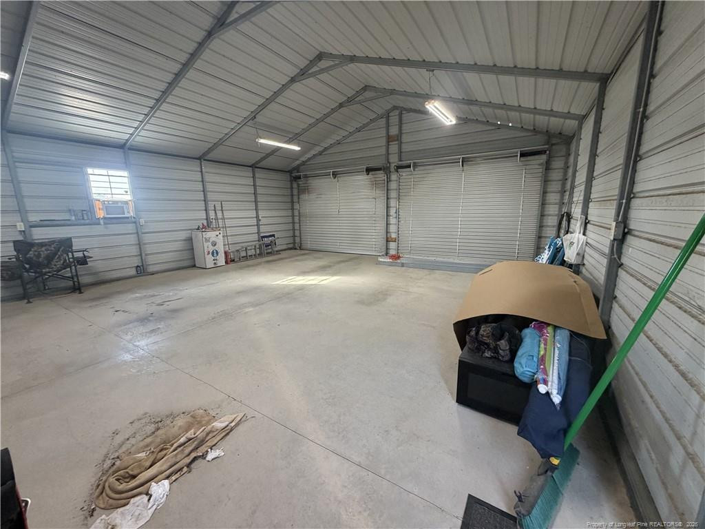 main property photo 40