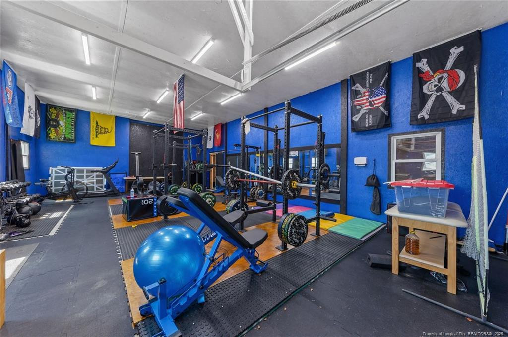 main property photo 23