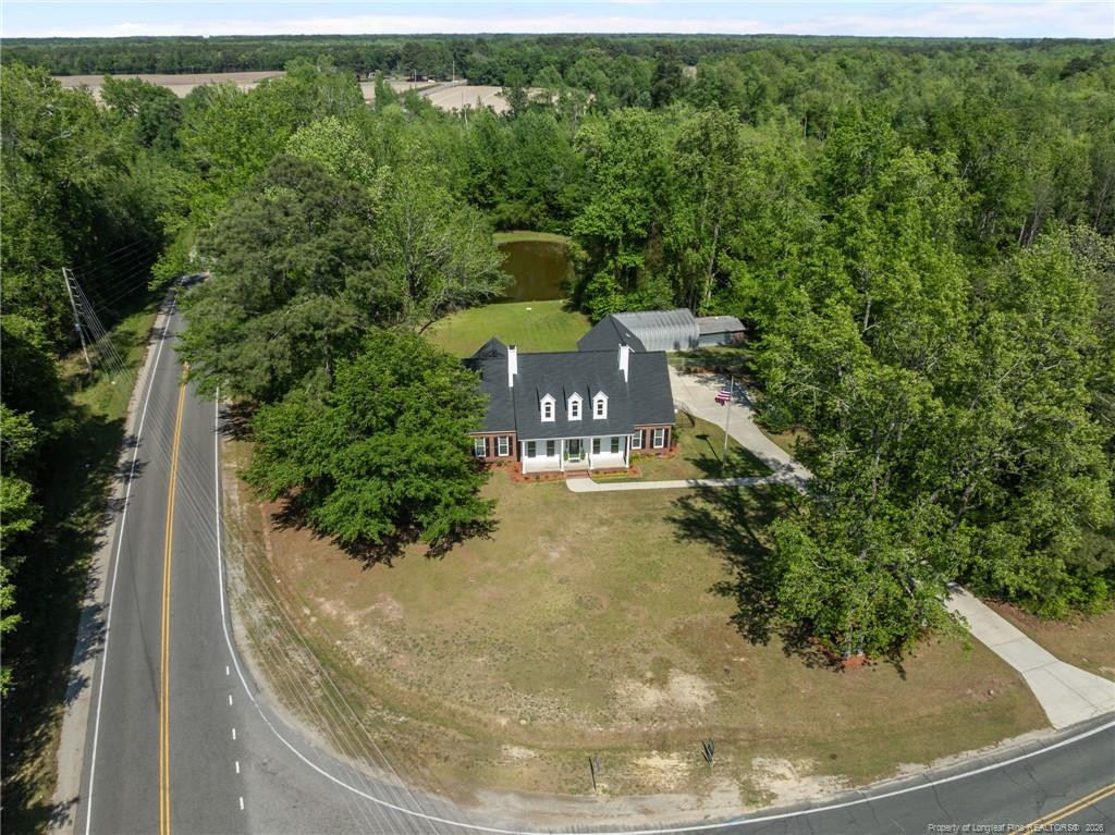 main property photo 40