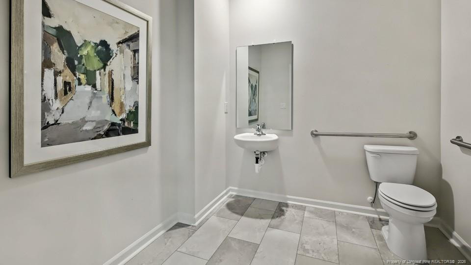 main property photo 28