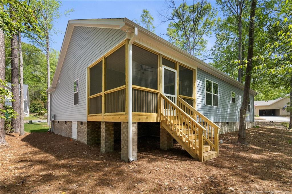 main property photo 28