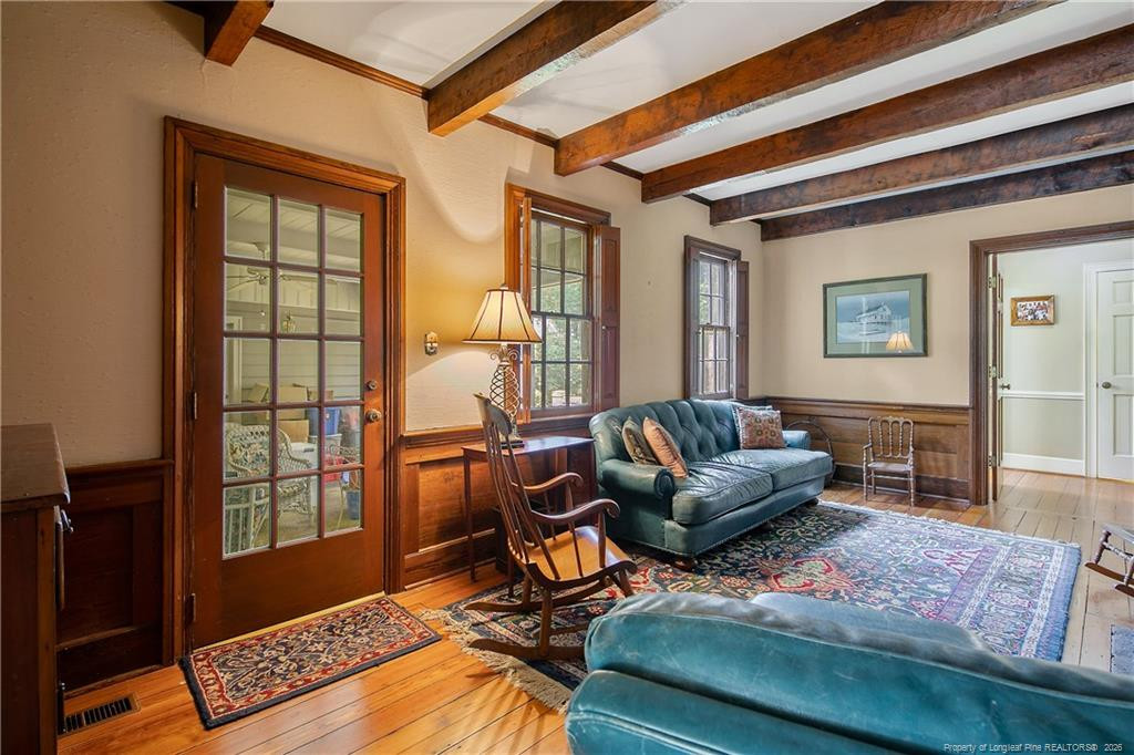 main property photo 19
