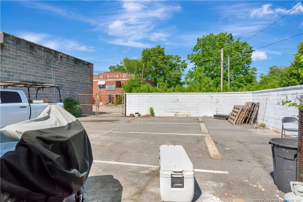 main property photo 30