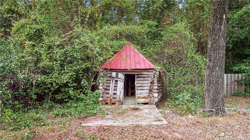 main property photo 32