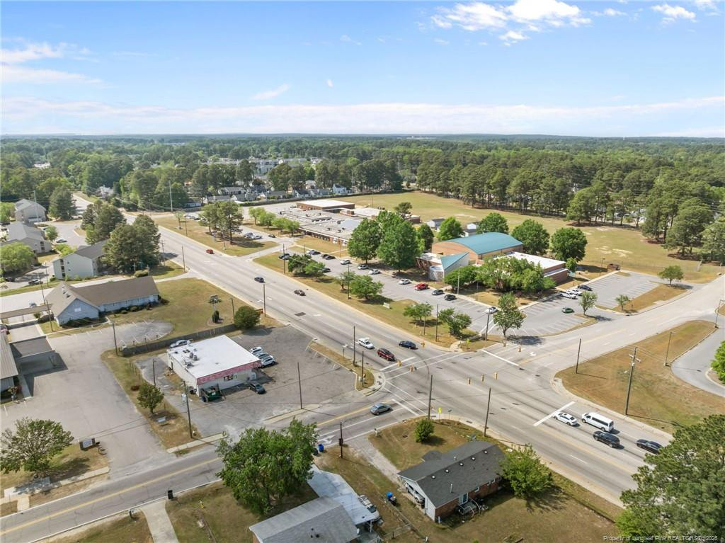 main property photo 28