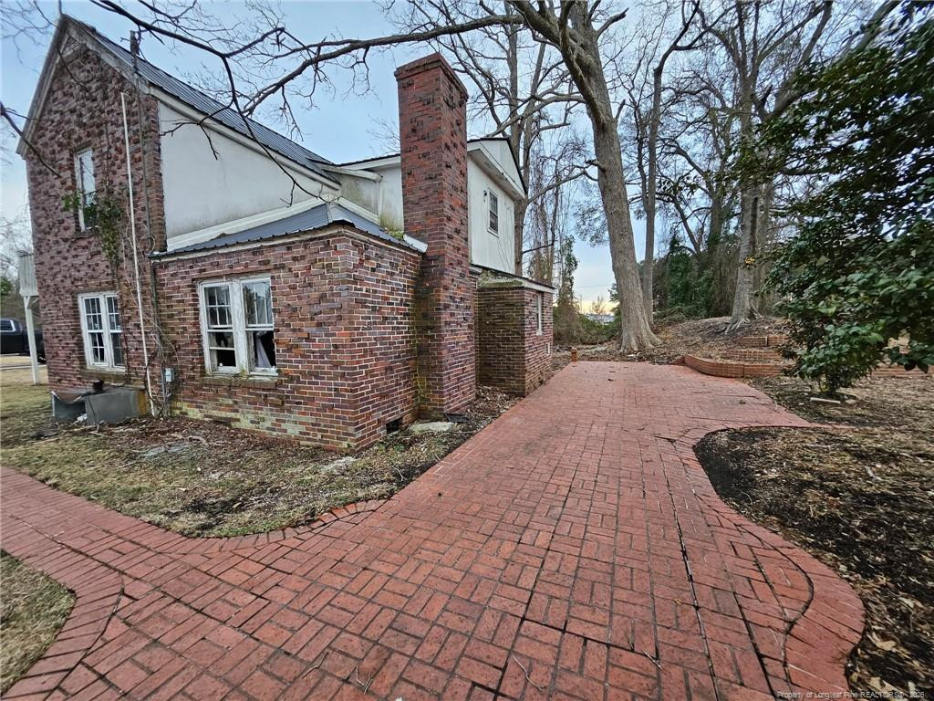 main property photo 32