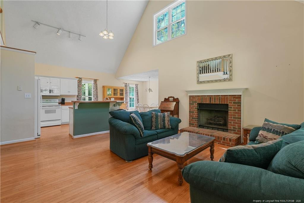 property viewer photo 9