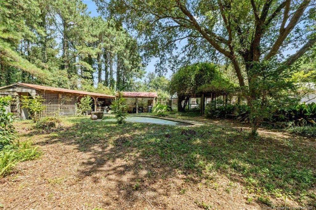 main property photo 34