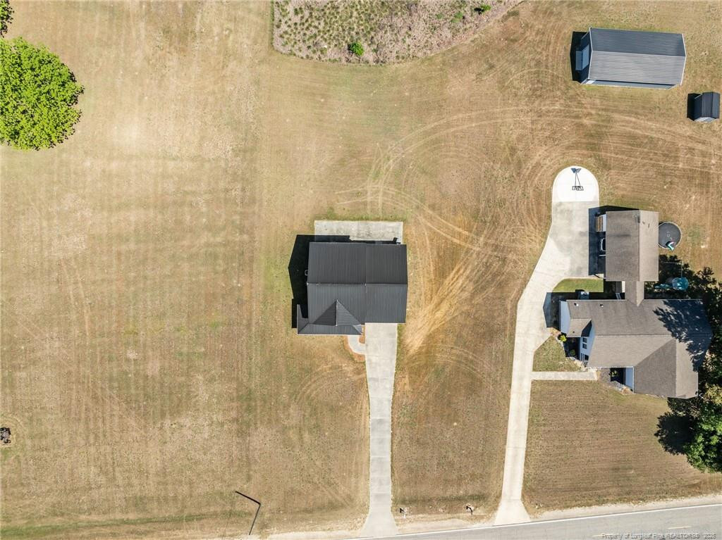 main property photo 32