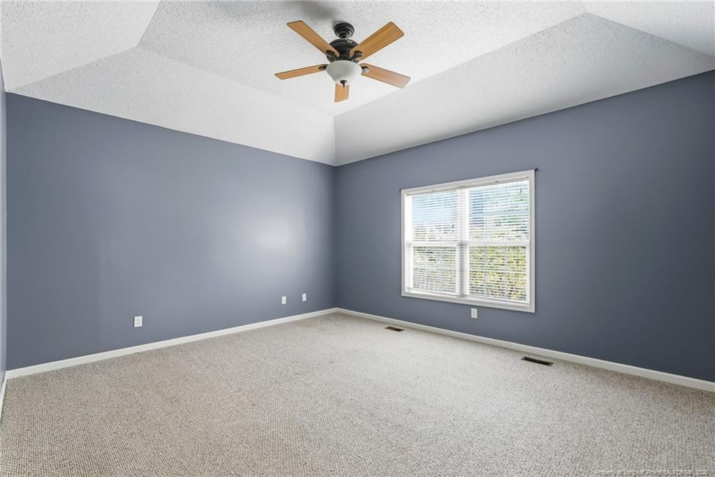 property viewer photo 17