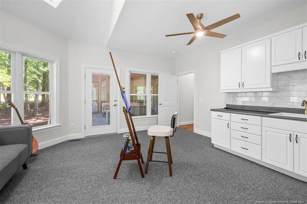 property viewer photo 17