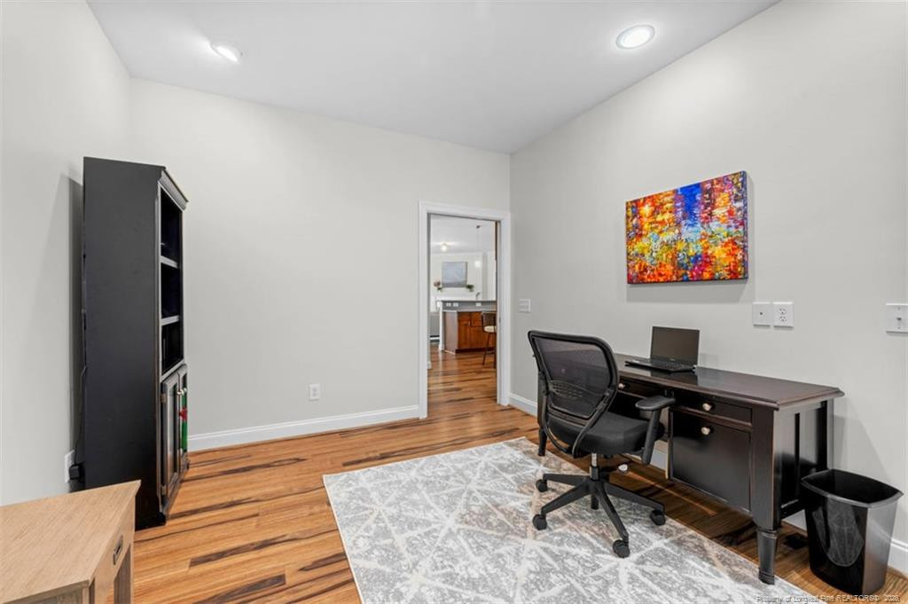 property viewer photo 31