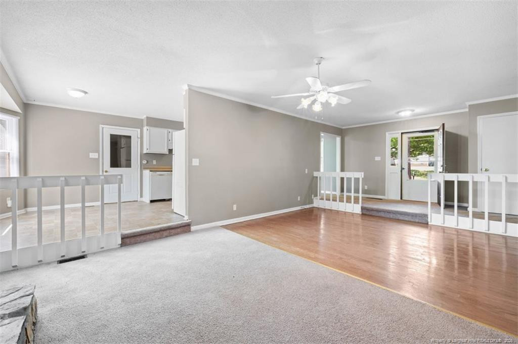 property viewer photo 10