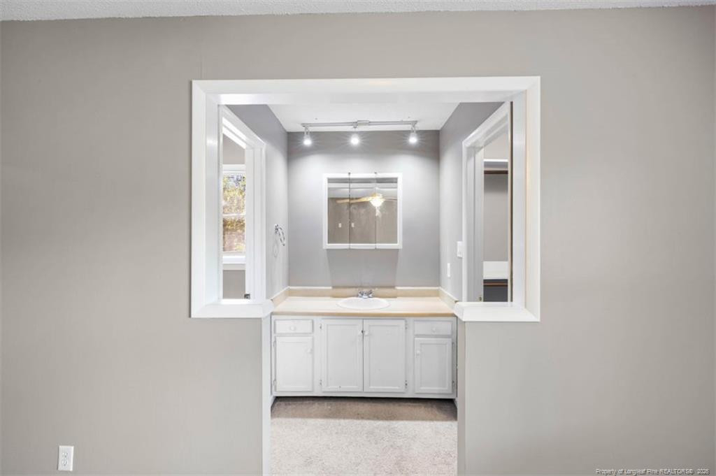 property viewer photo 17