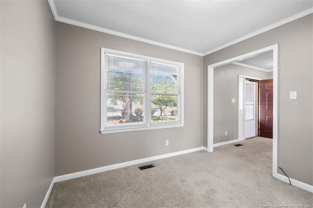 property viewer photo 5