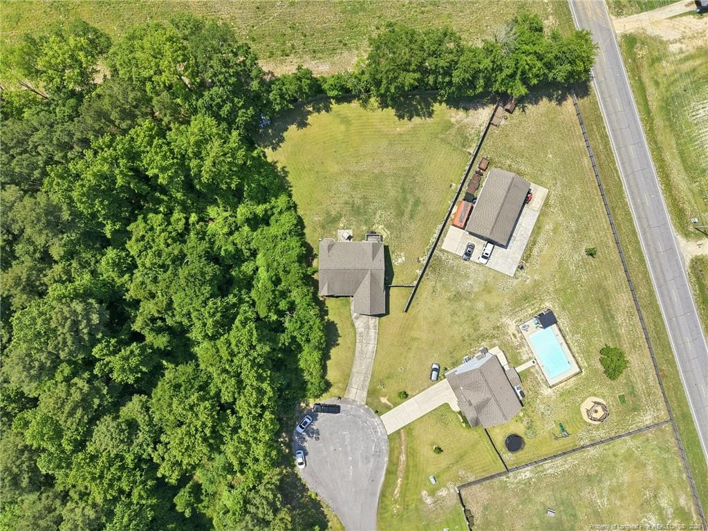 main property photo 35