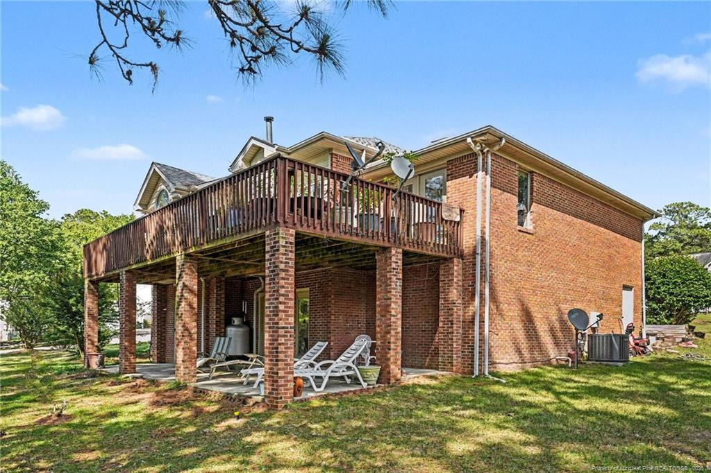 main property photo 24