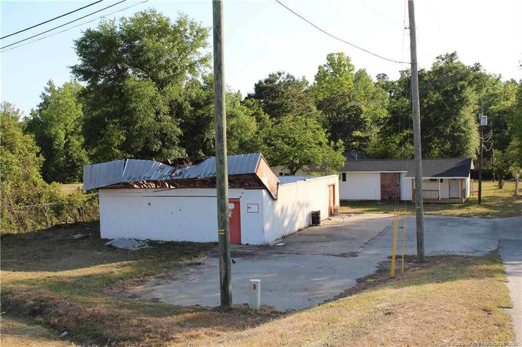 main property photo 16