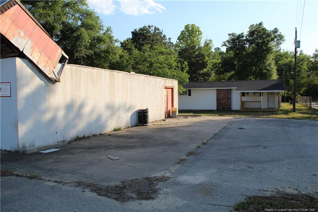 main property photo 20
