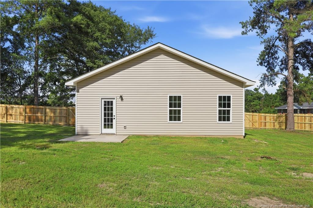 main property photo 28