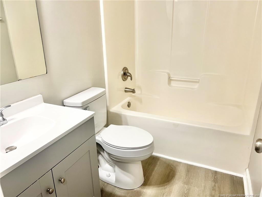 property viewer photo 35