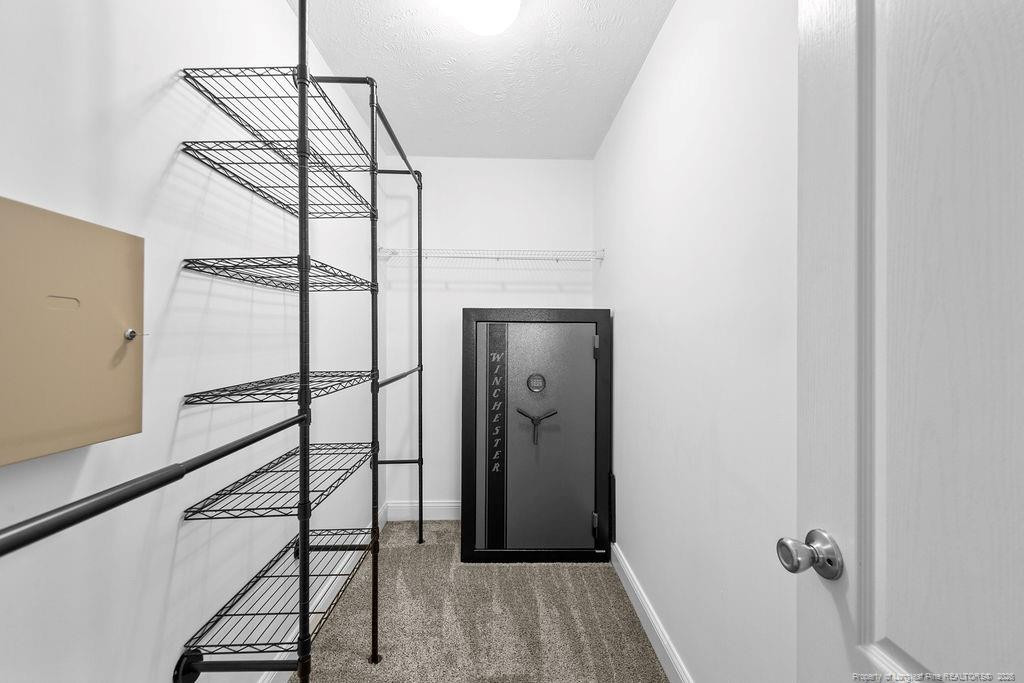 property viewer photo 18