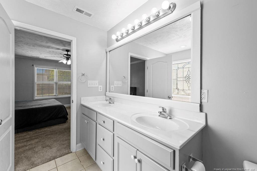 property viewer photo 20
