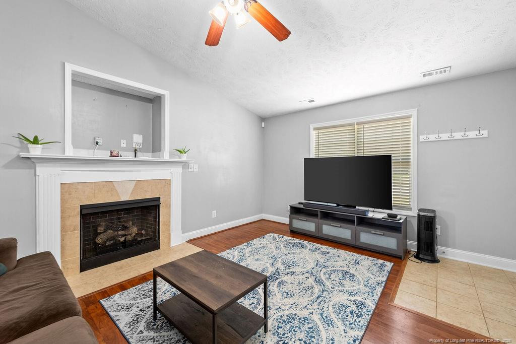 property viewer photo 4