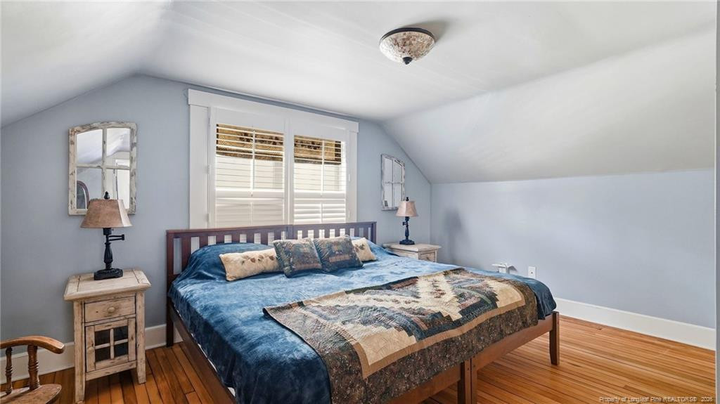 property viewer photo 16