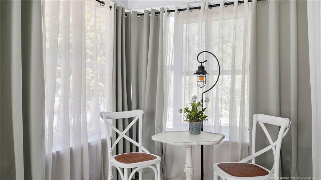 property viewer photo 6