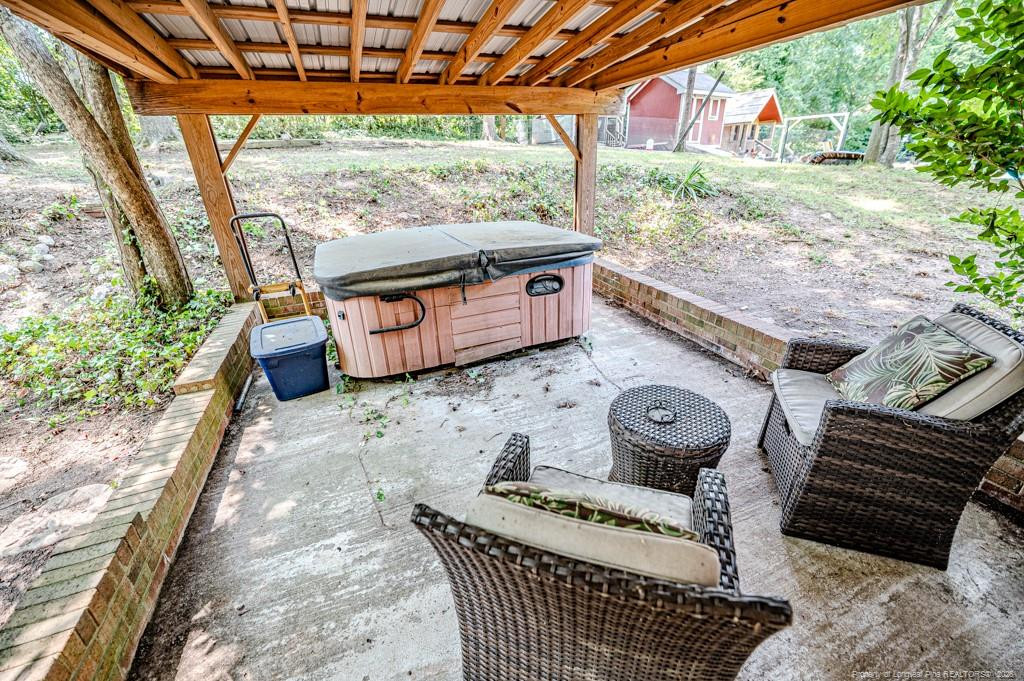 main property photo 22