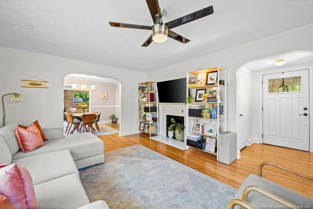 main property photo 3