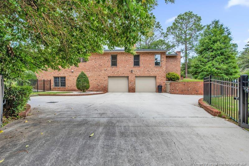 main property photo 40